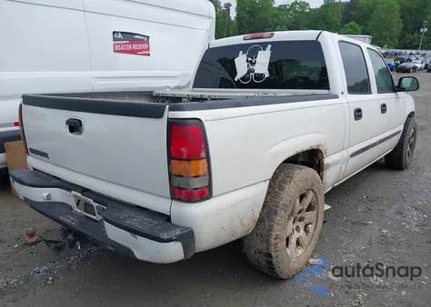 2005 GMC Sierra 1500 Sle z USA, uszkodzony, nr VIN 2GTEC13T551371398